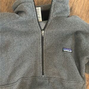 Patagonia Men’s Gray Fleece 1/2 Zip